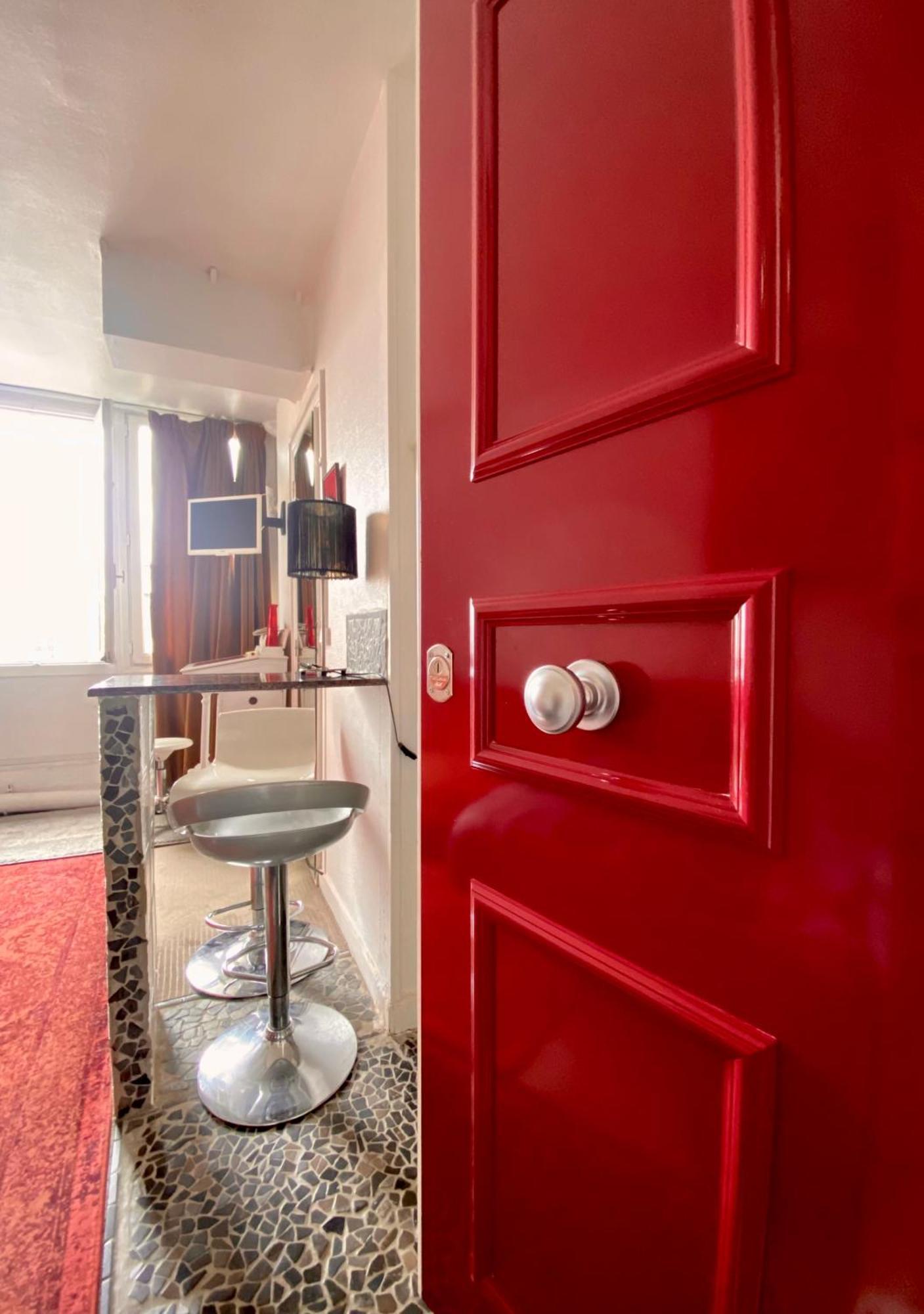 Studio Chic Paris Tour Eiffel Near Eiffel Tower 7Th Floor Exteriör bild