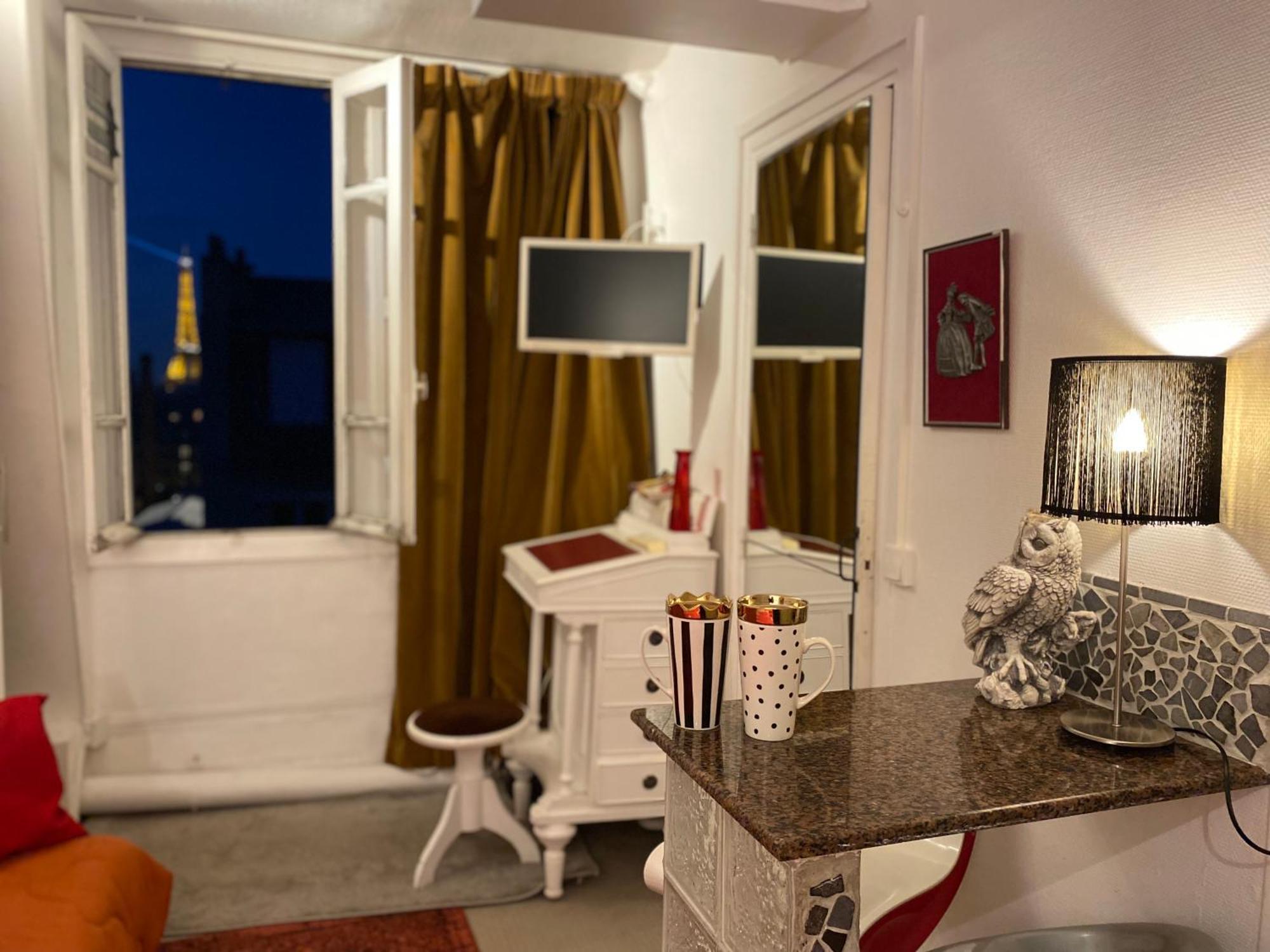 Studio Chic Paris Tour Eiffel Near Eiffel Tower 7Th Floor Exteriör bild